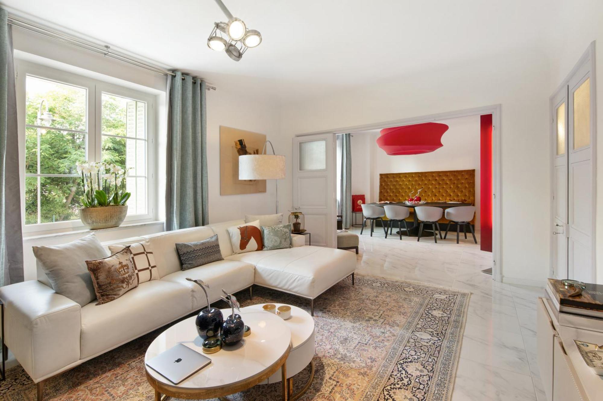 - - Sleeps 5 - Seaside